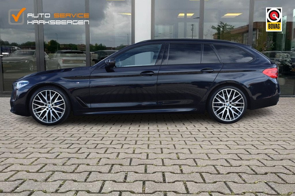 BMW 5 Serie Touring 530i M-Sport | Pano | Nappa Leder | Trek, Auto's, Automaat, 1998 cc, Achterwielaandrijving, Gebruikt