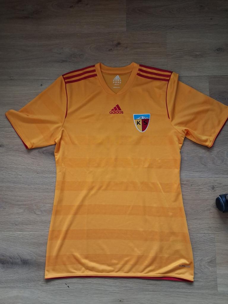 Adidas Geel Climalite Voetbalshirt Maat M - Ibrahim #14, Maat XL, Ophalen of Verzenden, Zo goed als nieuw, Shirt