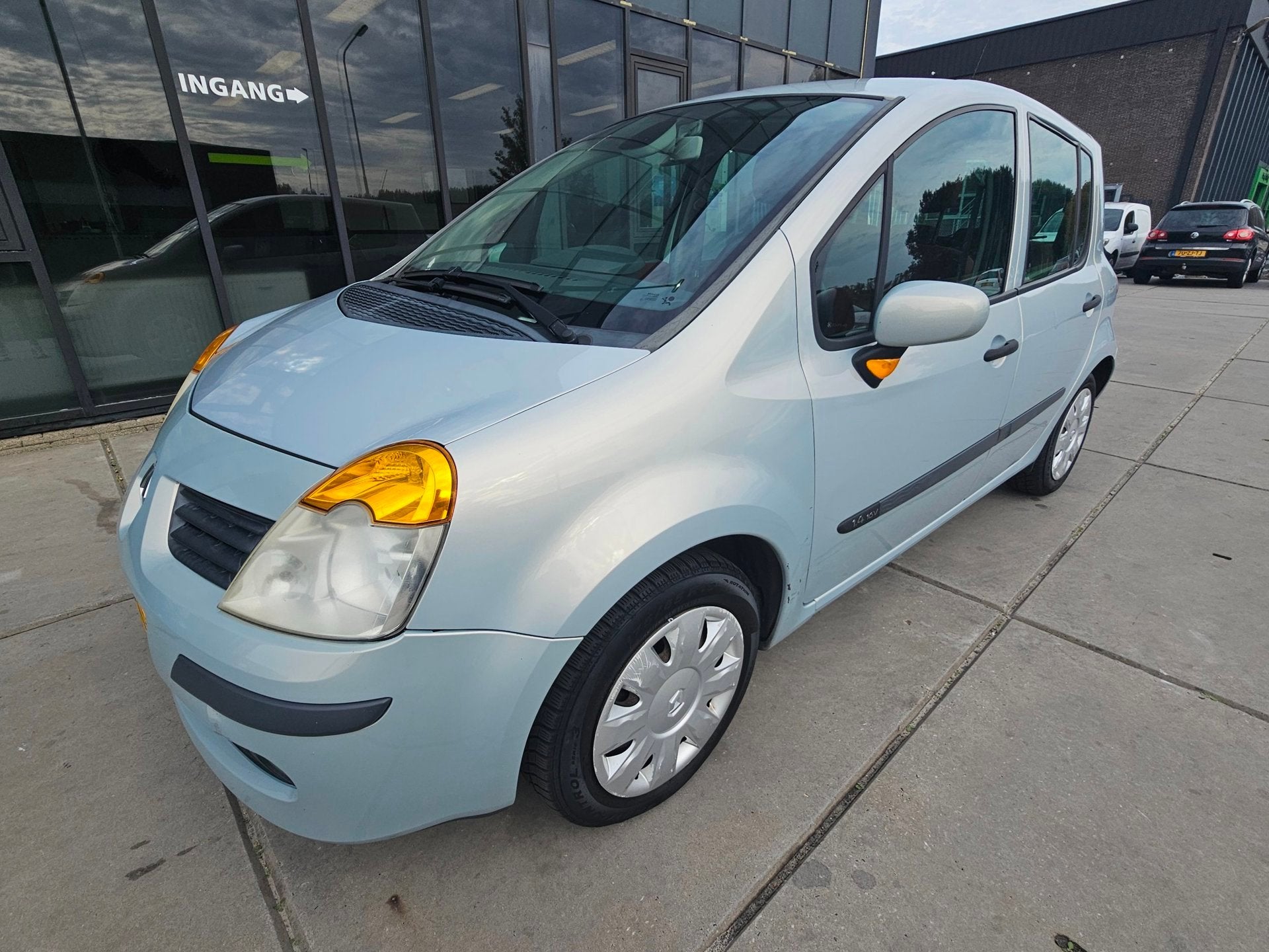 Renault Modus 1.4-16V Authentique Luxe - Airco - Electr Rame, Voorwielaandrijving, Gebruikt, Zwart, 4 cilinders