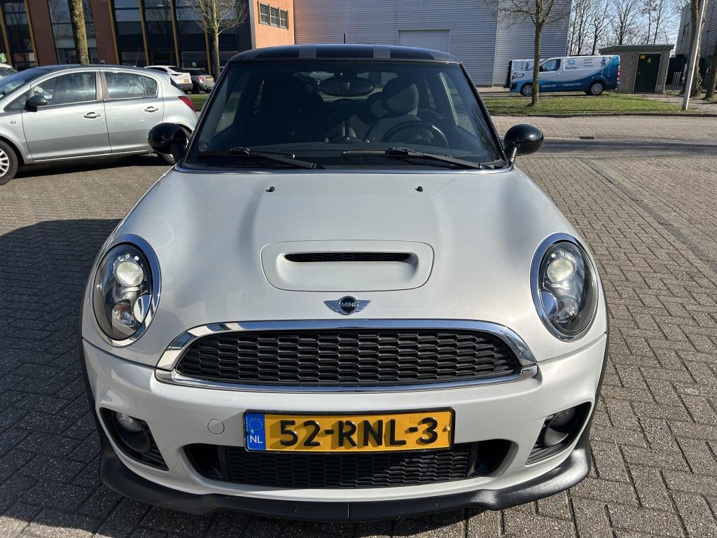 MINI Mini 1.6 Cooper S Chili John Works H&K CLIMA CRUISE NAP, Auto's, Mini, Euro 5, Gebruikt, Bluetooth, 4 cilinders