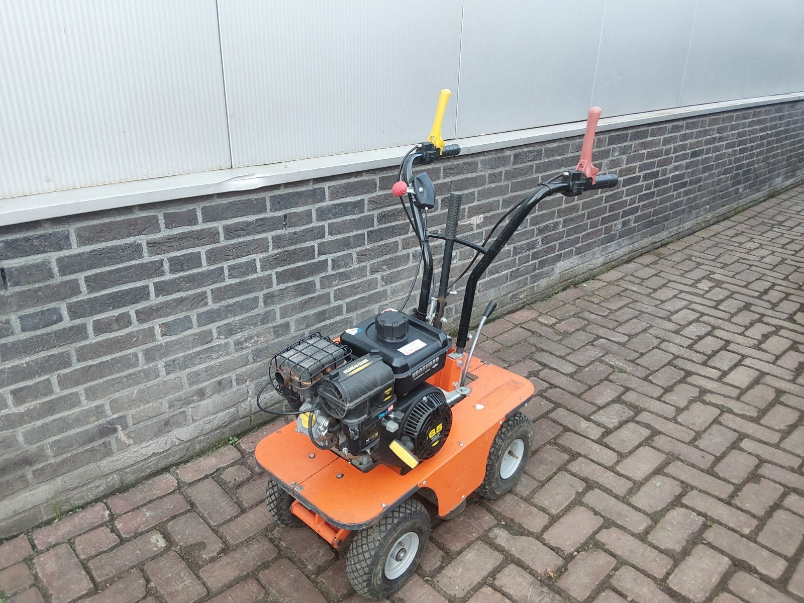 graszodde snijder, Ophalen, Zo goed als nieuw, Benassi