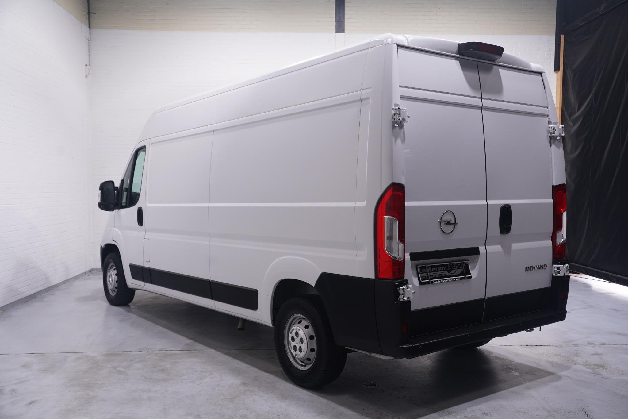 Opel Movano 2.2D 140 pk L3H2 Navi, Camera, BPM vrij Apple Ca, Voorwielaandrijving, Stof, Gebruikt, 4 cilinders
