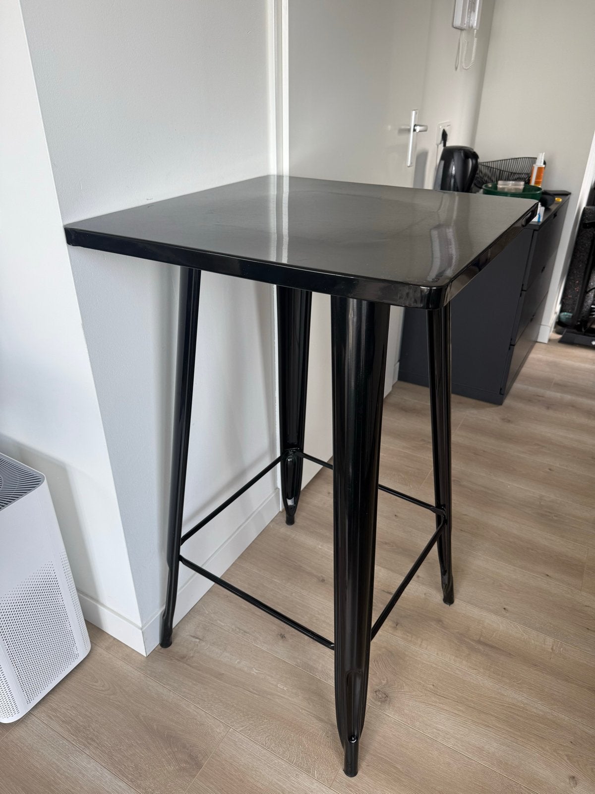 Zwarte metalen bartafel 60x60cm, 102cm hoog - Gebruikt, Ophalen, Gebruikt