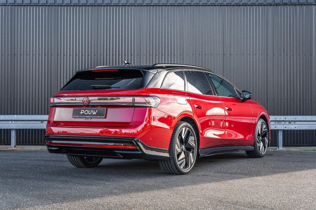 Volkswagen ID.7 Tourer 286pk Pro Limited Edition 77 kWh | Tr, Auto's, Volkswagen, Automaat, 12 maanden, Achterwielaandrijving