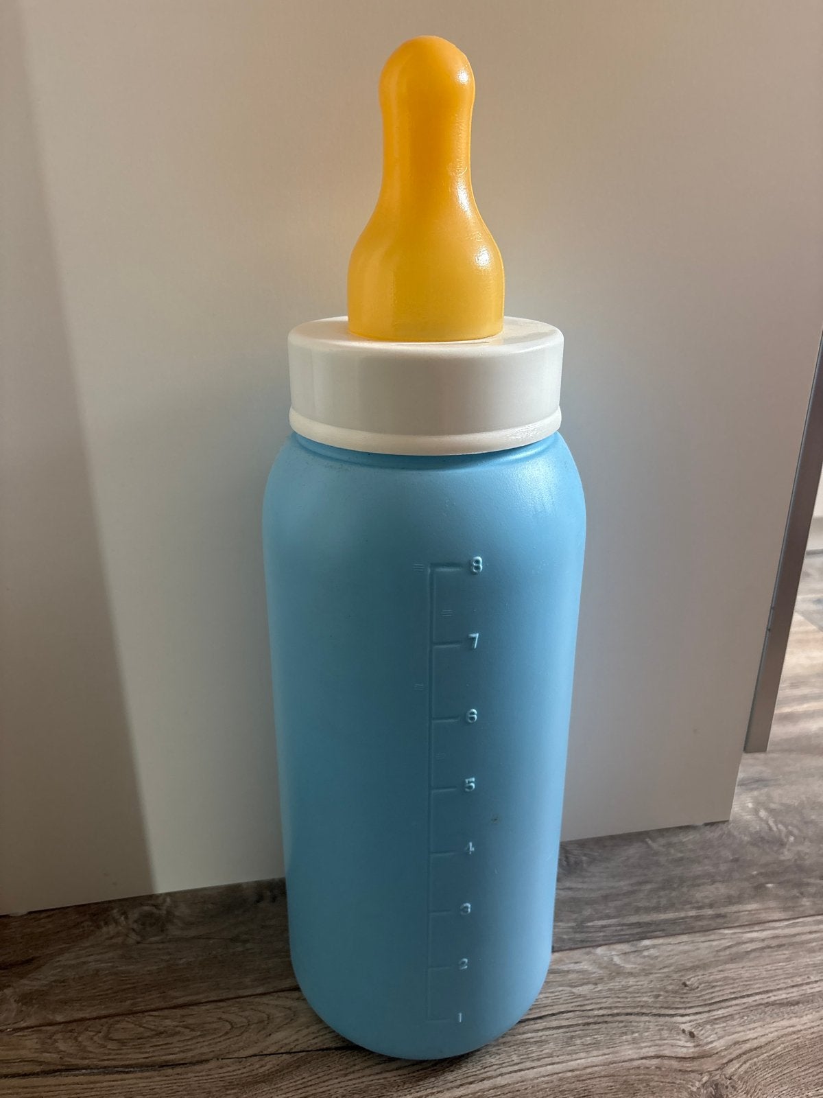 Grote Babyfles Spaarpot - Ideaal Kraamcadeau, Verzamelen, Ophalen, Gebruikt, Kunststof, Overige thema's
