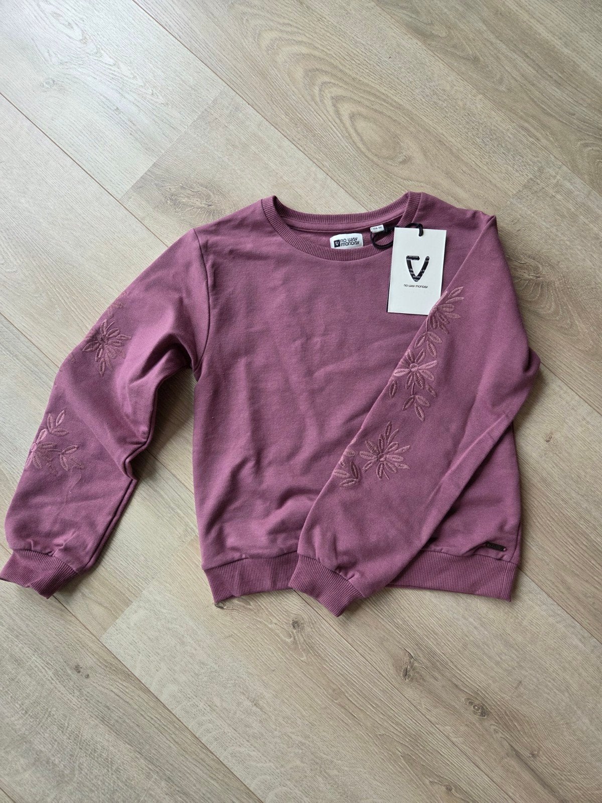 Nieuwe trui van No Way Monday maat 134, Kinderen en Baby's, Kinderkleding | Maat 104, Meisje, Trui of Vest, Nieuw, Ophalen of Verzenden