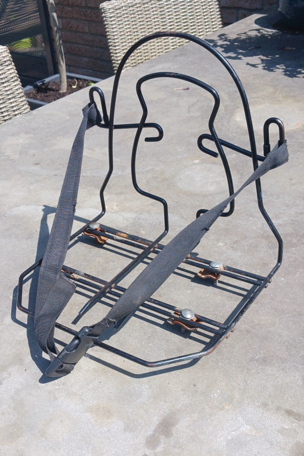 Monkey drager, Ophalen