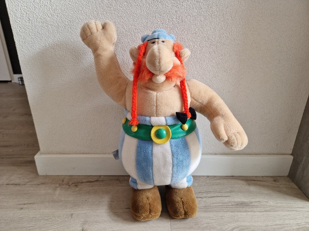 Grote Obelix knuffel (55 cm) uit 1994 (T.E.A.B), Ophalen of Verzenden, Asterix en Obelix, Gebruikt, Beeldje of Figuurtje