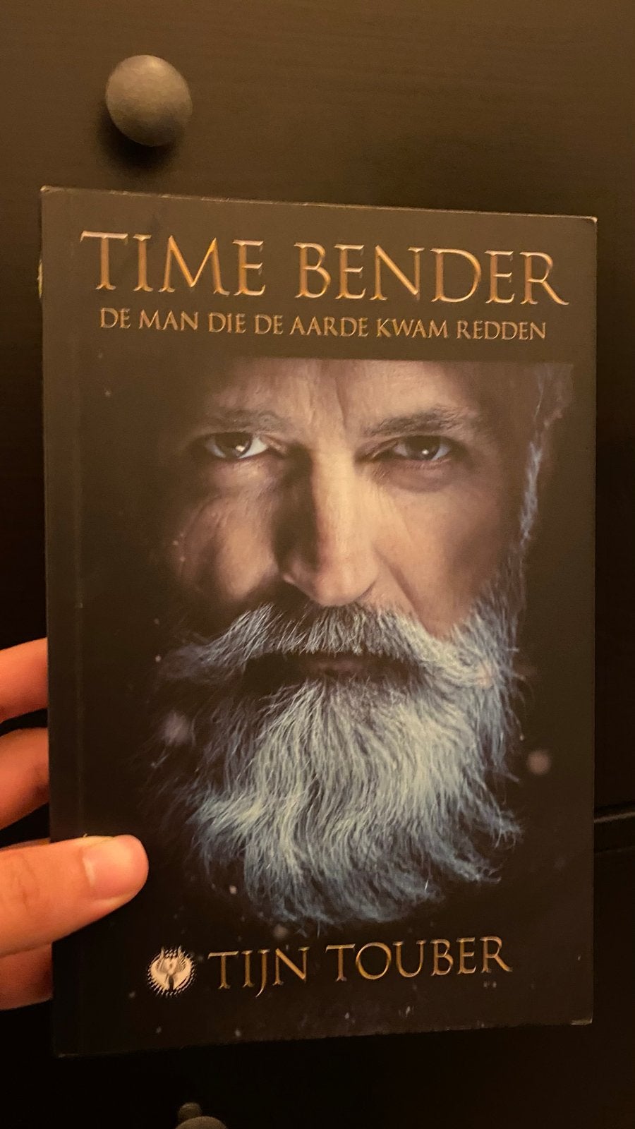 Time Bender: De man die de aarde kwam redden - Tijn Touber, Ophalen of Verzenden, Zo goed als nieuw