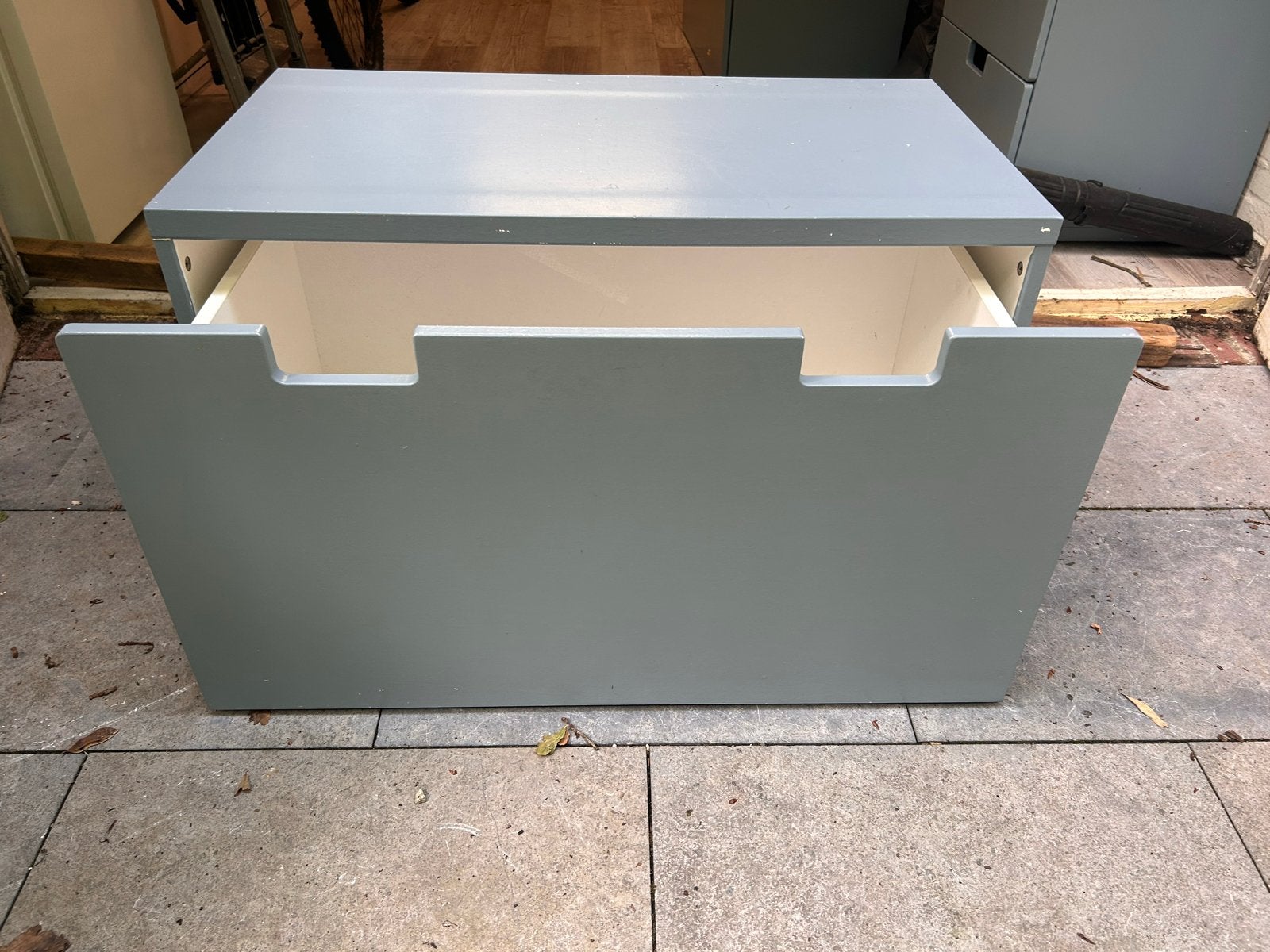 IKEA Kastje - Grijs (B90 H50 D50), Huis en Inrichting, Kasten | Overige, Ophalen, Gebruikt