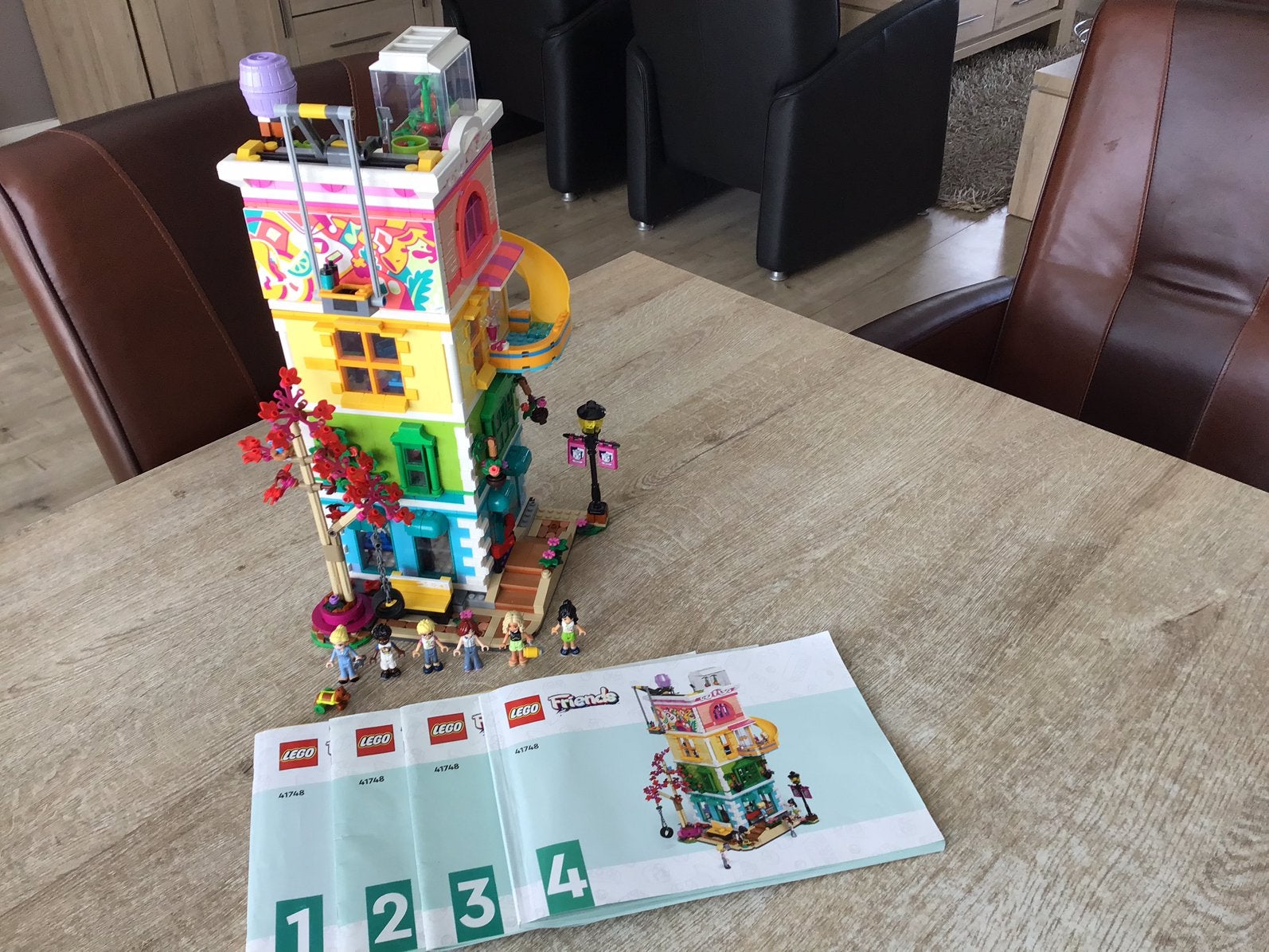 Lego friends Buurtcentrum 41748, Kinderen en Baby's, Ophalen of Verzenden, Zo goed als nieuw