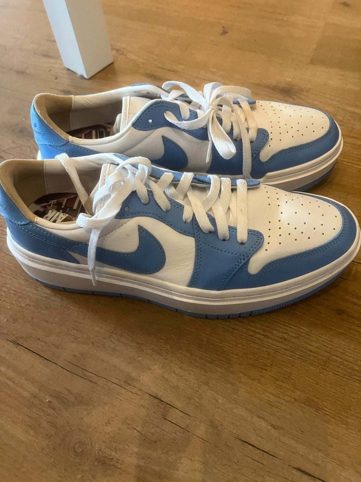 Nike Air Jordan 1 Low UNC - Maat 43, Kleding | Heren, Ophalen of Verzenden, Nieuw, Blauw, Sneakers of Gympen