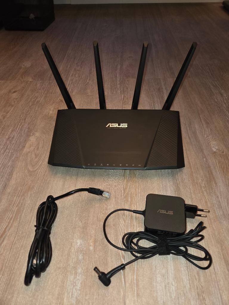 ASUS RT-AC87U Router, Computers en Software, Ophalen of Verzenden, Gebruikt, Router, Asus
