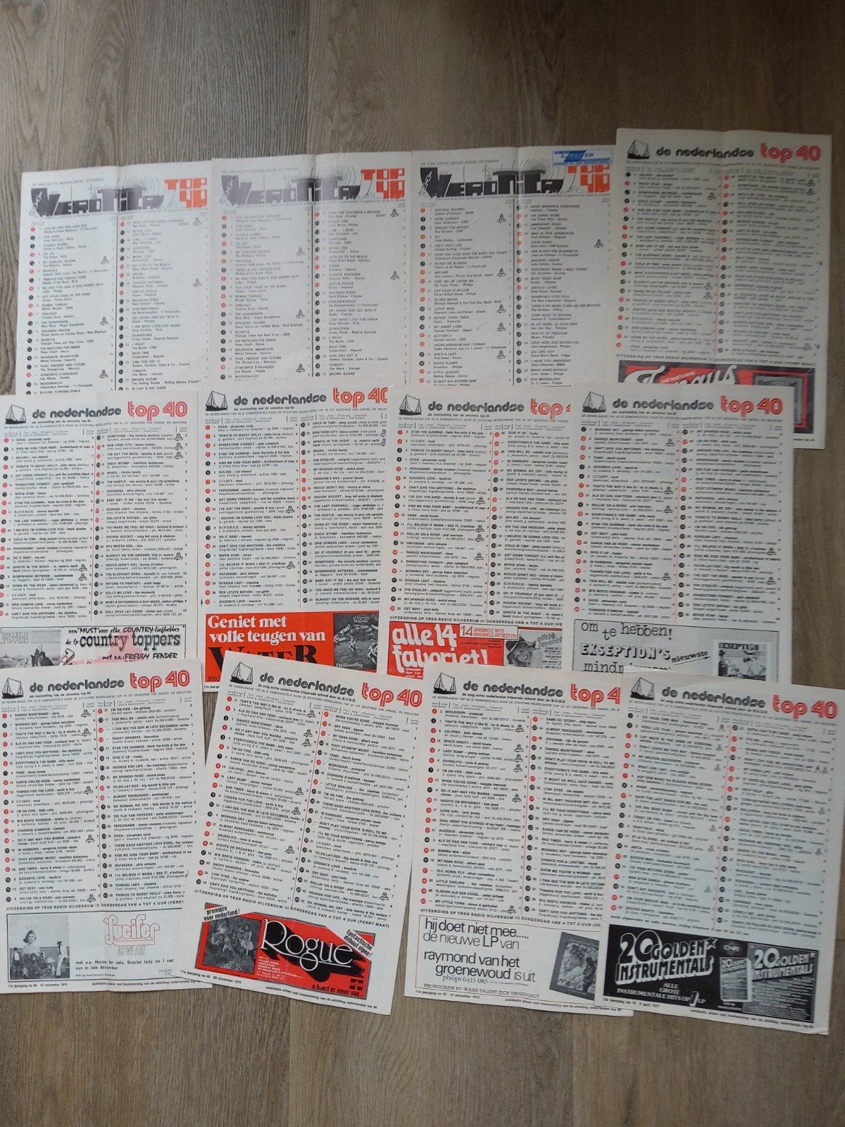 25 Veronica top 40 lijsten  10-7-1971 t/m 11-3-1978, Ophalen of Verzenden, Gebruikt, Boek, Tijdschrift of Artikel