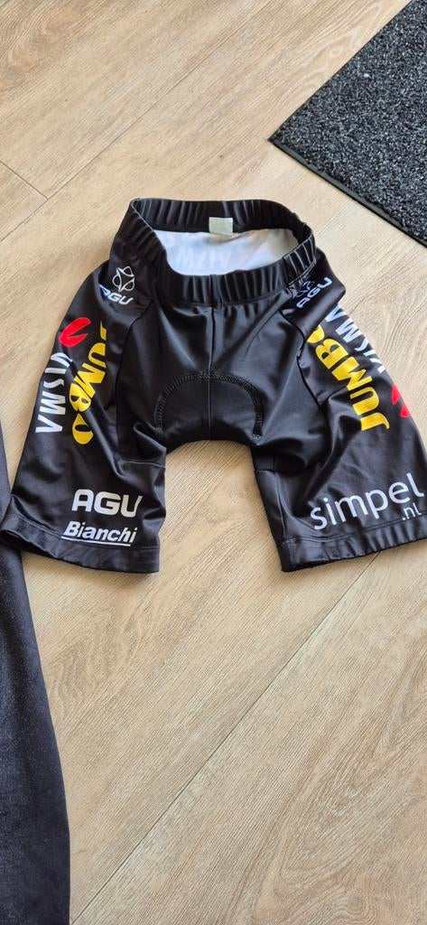 Jumbo Visma fietsbroek en shirt kids XL (ca. 10 jaar), Fietsen en Brommers, Fietsaccessoires | Fietskleding, Gebruikt, Kinderen