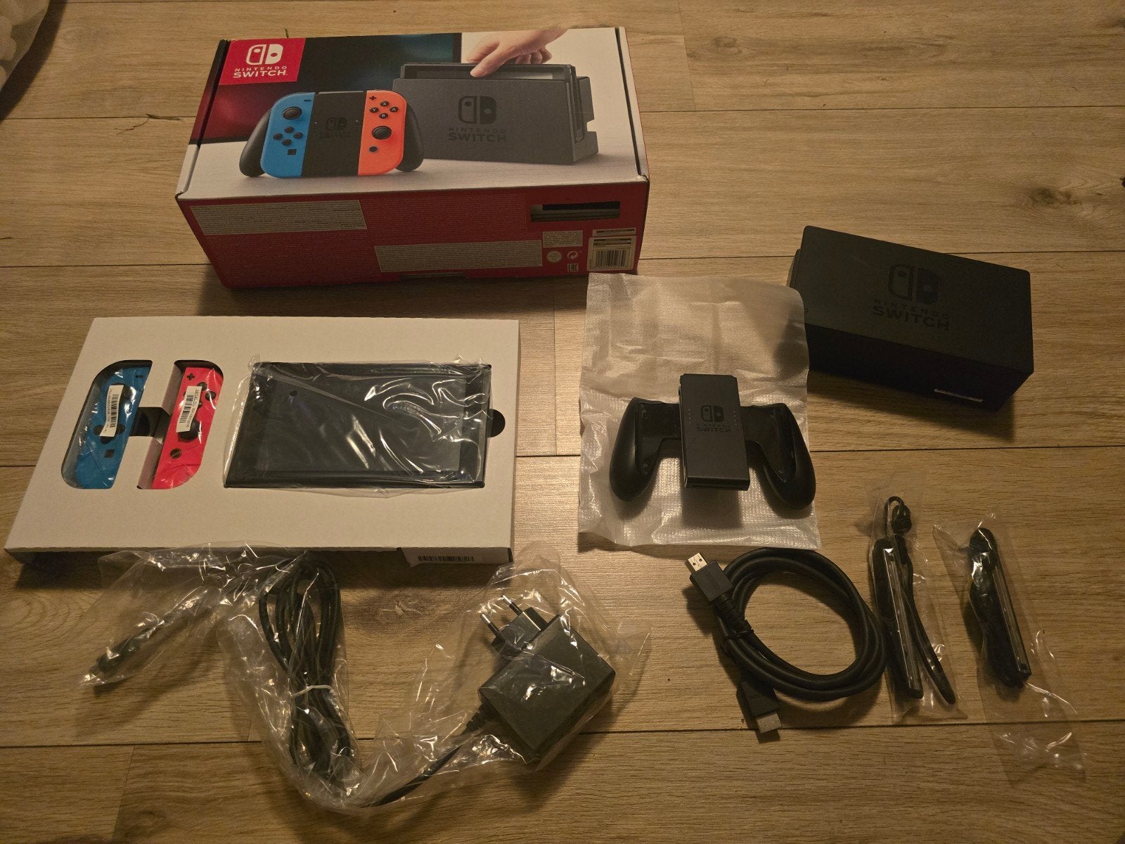 Nintendo Switch Compleet en in zeer goede staat, Ophalen of Verzenden, Nieuw, Met 2 controllers, Switch Original