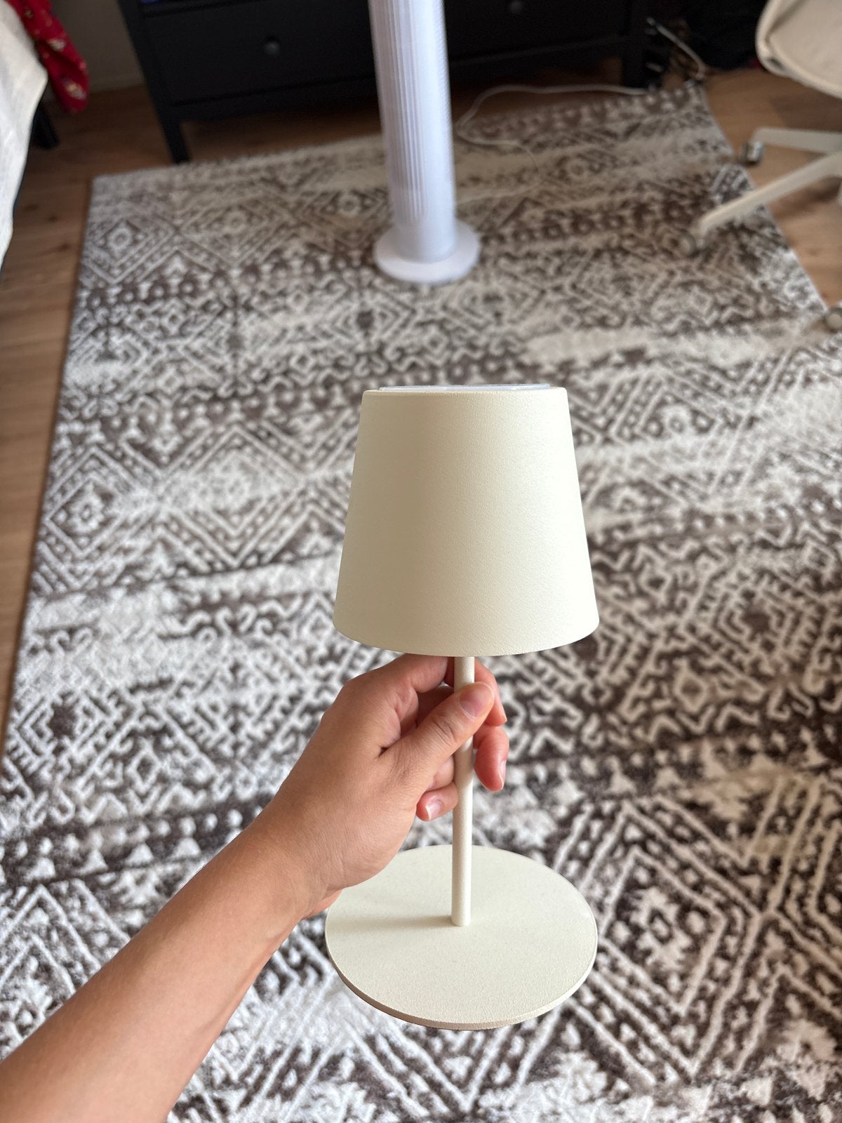 Draagbare LED Tafellamp - Crème Wit, Oplaadbaar, Huis en Inrichting, Lampen | Tafellampen, Beige, Dimbaar, Ophalen of Verzenden