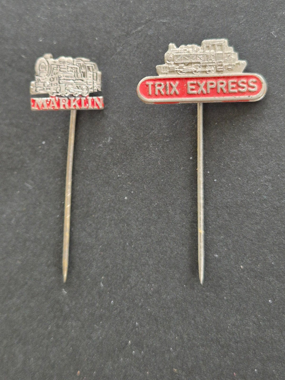 Marklin & Trix Express modelspoorbaan pins jaren '60, Ophalen of Verzenden