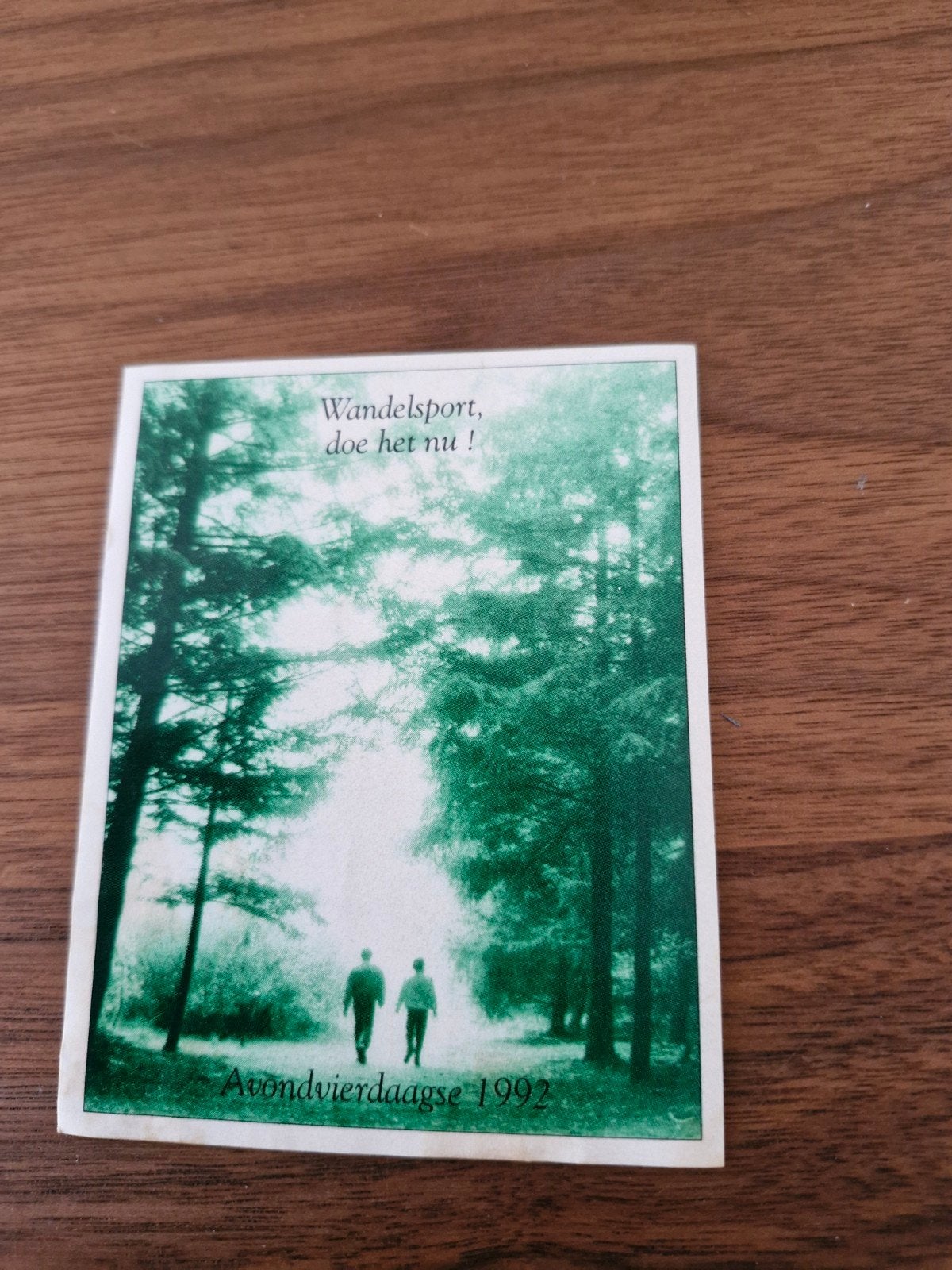 8287 Vintage Avondvierdaagse 1992 Wandelsticker, Verzamelen, Stickers, Gebruikt, Sport, Ophalen of Verzenden