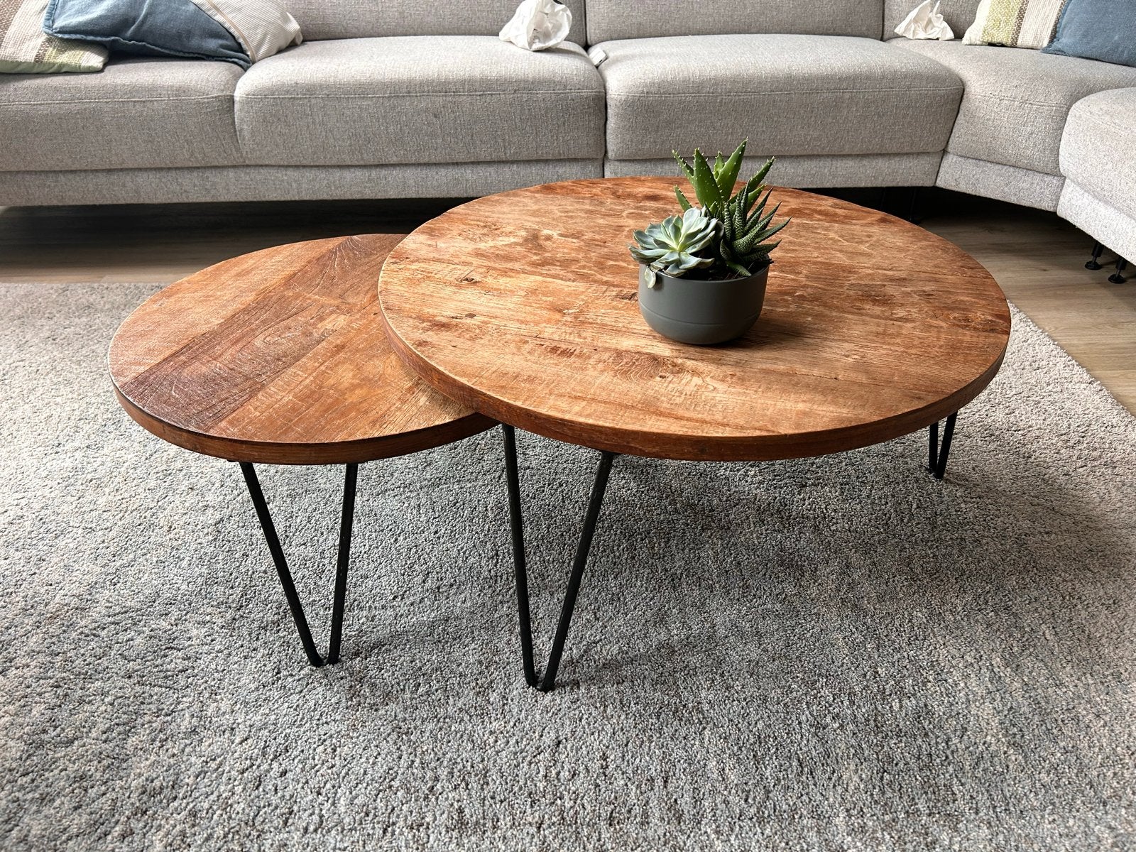 Set van 2 ronde salontafels van mangohout, Huis en Inrichting, Tafels | Salontafels, Ophalen, Gebruikt, 50 tot 100 cm, Rond