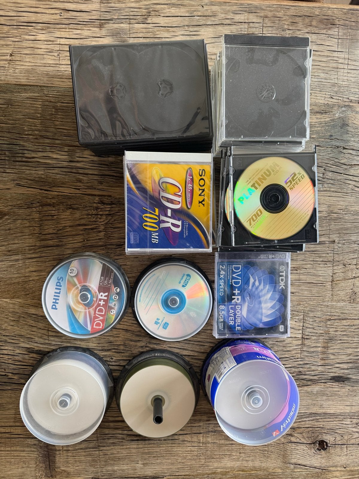 Gratis af te halen: Lege CD's en DVD's, Ophalen, Zo goed als nieuw, Cd, Dubbellaags