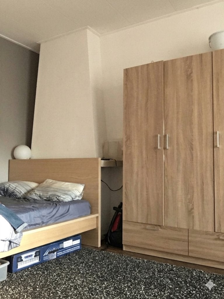 Kledingkast 3 deuren 2 laden licht eiken, 100 tot 150 cm, Eikenhout, Zo goed als nieuw, 150 tot 200 cm