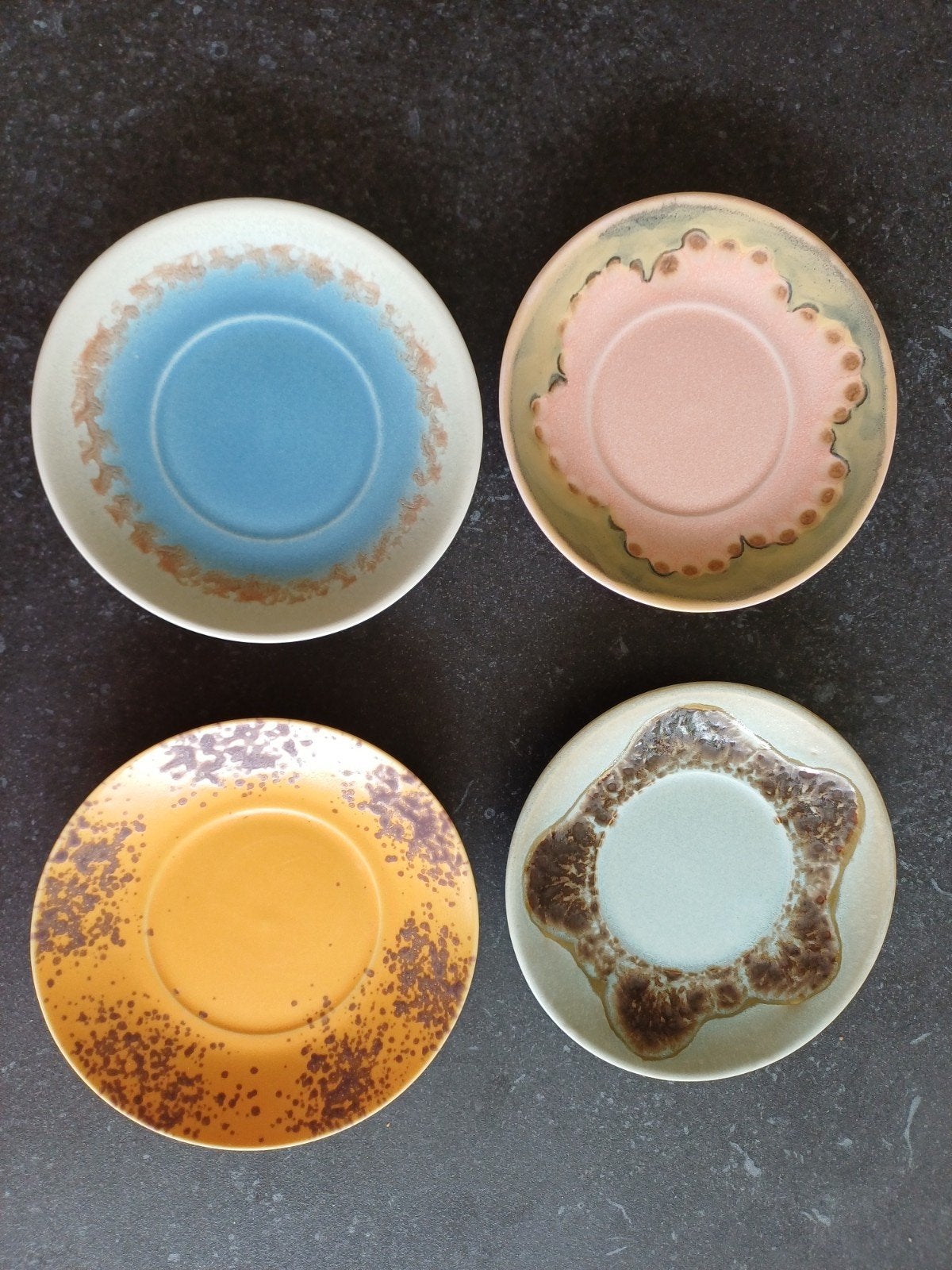 Nieuw! HKliving 70s Ceramics schotels - set van 4, Keramiek, Nieuw, Ophalen of Verzenden, Overige stijlen