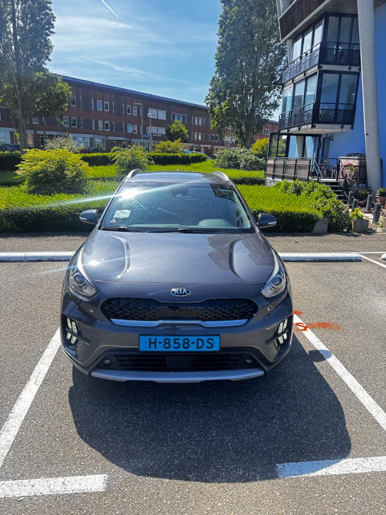 Kia Niro 1.6 GDi Hybrid 141pk Dct6 2020 Grijs, 1580 cc, Origineel Nederlands, 1390 kg, SUV of Terreinwagen