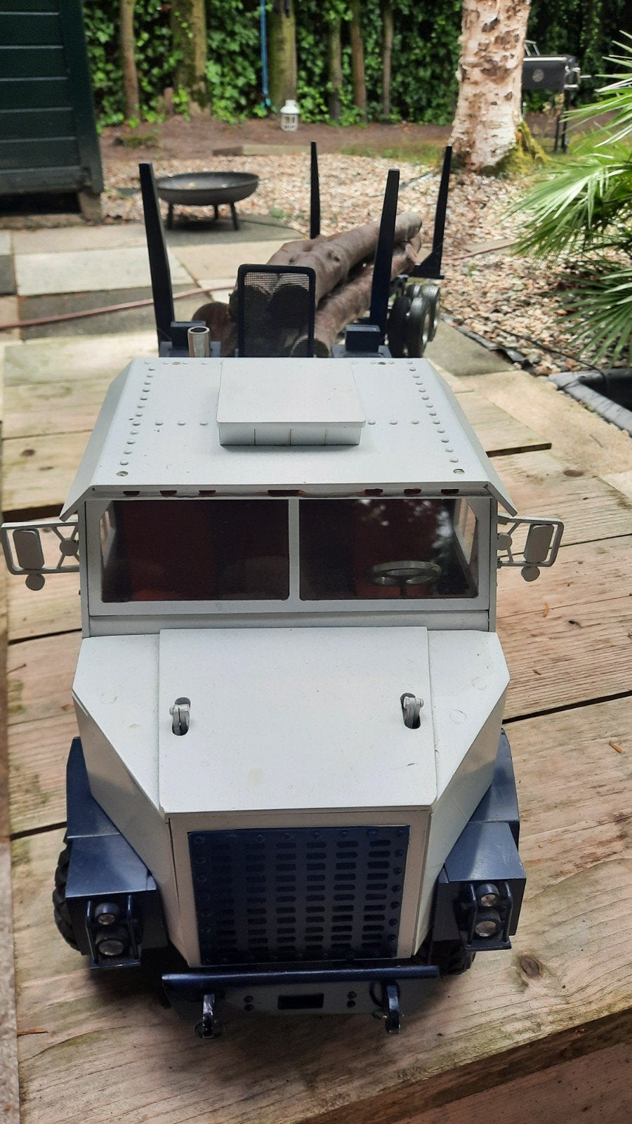 Handgemaakte RC Truck met aanhanger - Uniek model, Overige merken, Groter dan 1:32, Ophalen of Verzenden, Zo goed als nieuw