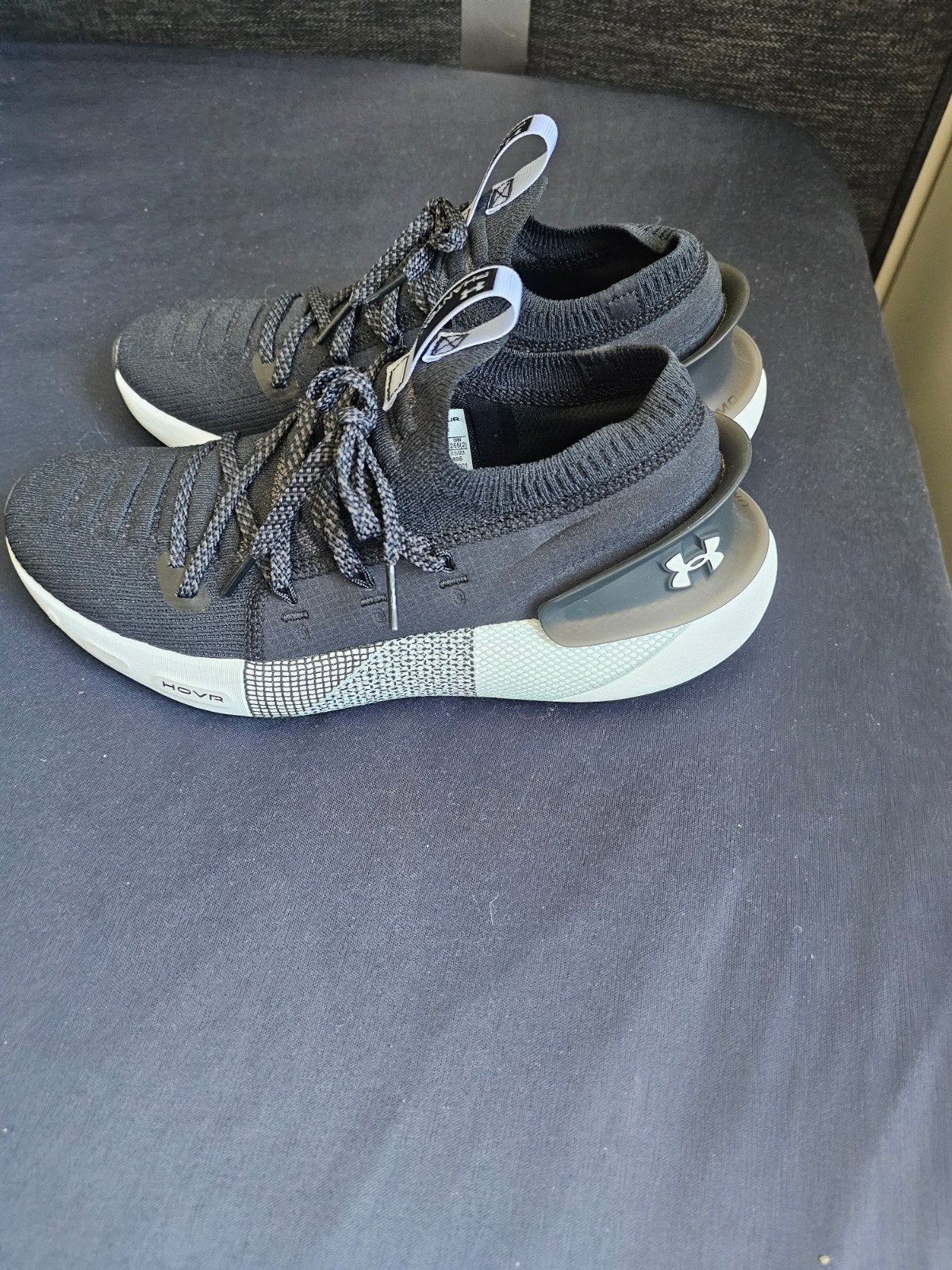 Under Armour HOVR Phantom 2 hardloopschoenen maat 40, Ophalen, Nieuw, Zwart, Sneakers of Gympen