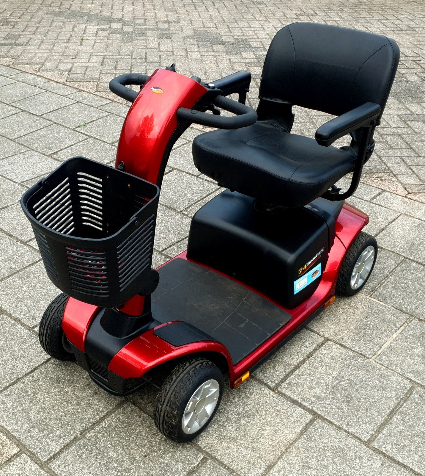 Nette compacte 4 wiel scootmobiel merk Beaufort NIEUWSTAAT, Diversen, Beaufort, Beaufort, Ophalen of Verzenden, 46 km of meer