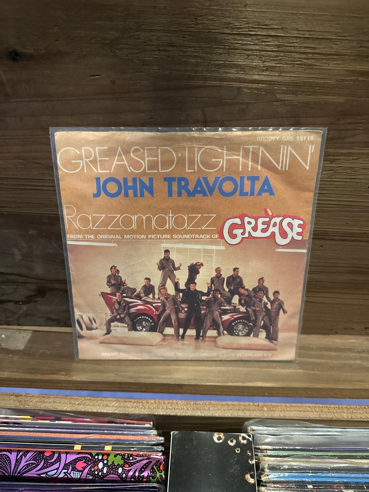 John Travolta - Greased Lightnin' / Razzamatazz (7" Vinyl), Gebruikt, Filmmuziek en Soundtracks, 7 inch, Single