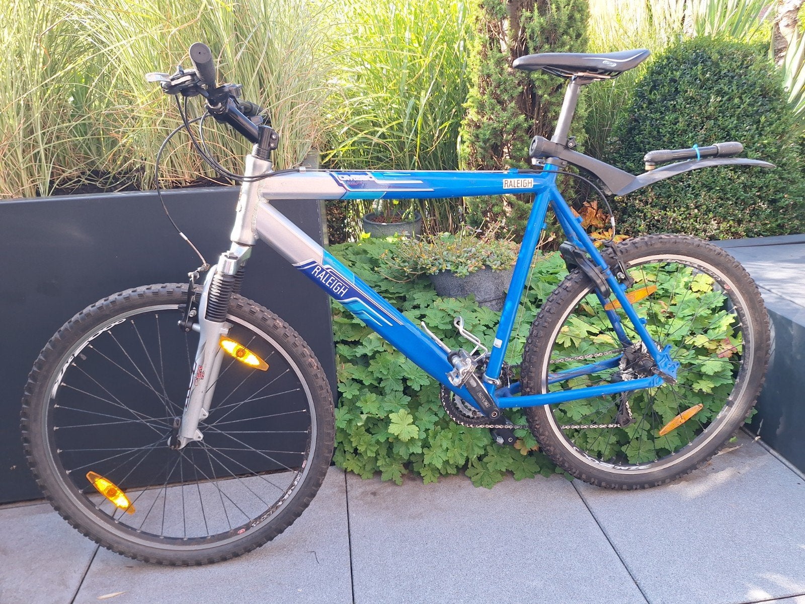 Raleigh Mountainbike - Blauw/Zilver - Shimano Alivio, Fietsen en Brommers, Gebruikt, Hardtail, 53 tot 57 cm, Ophalen
