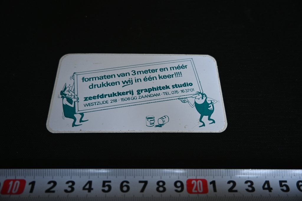sticker zaandam zeefdrukkerij graphitek studio westzijde 218, Ophalen of Verzenden, Zo goed als nieuw