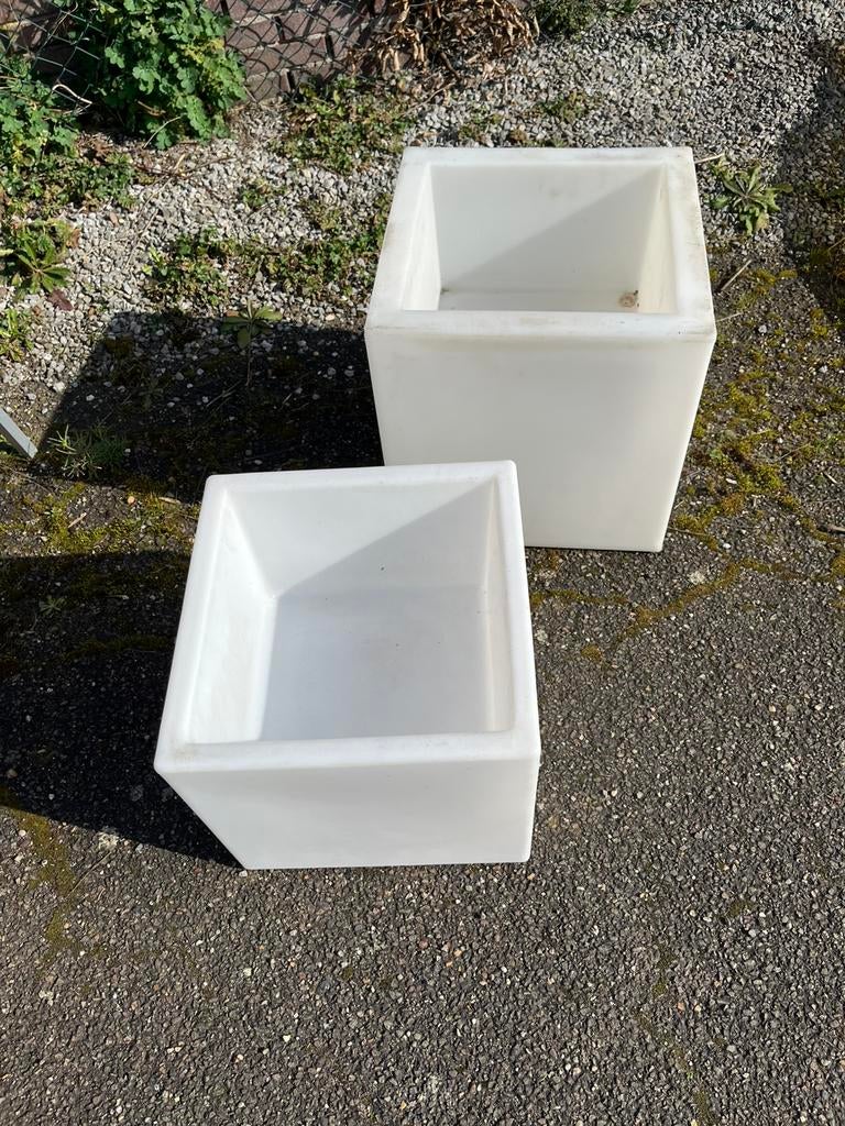 2 mooie witte vierkant bloembakken geschikt voor verlichting, Ophalen, Kunststof, Minder dan 30 cm, Vierkant
