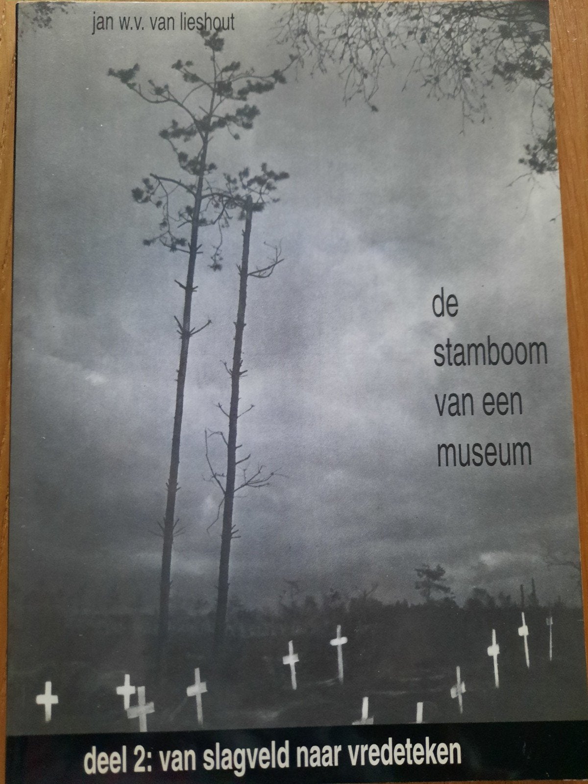 Een gids langs de stille getuigen van de Tweede Wereldoorlog, Ophalen of Verzenden, Nieuw