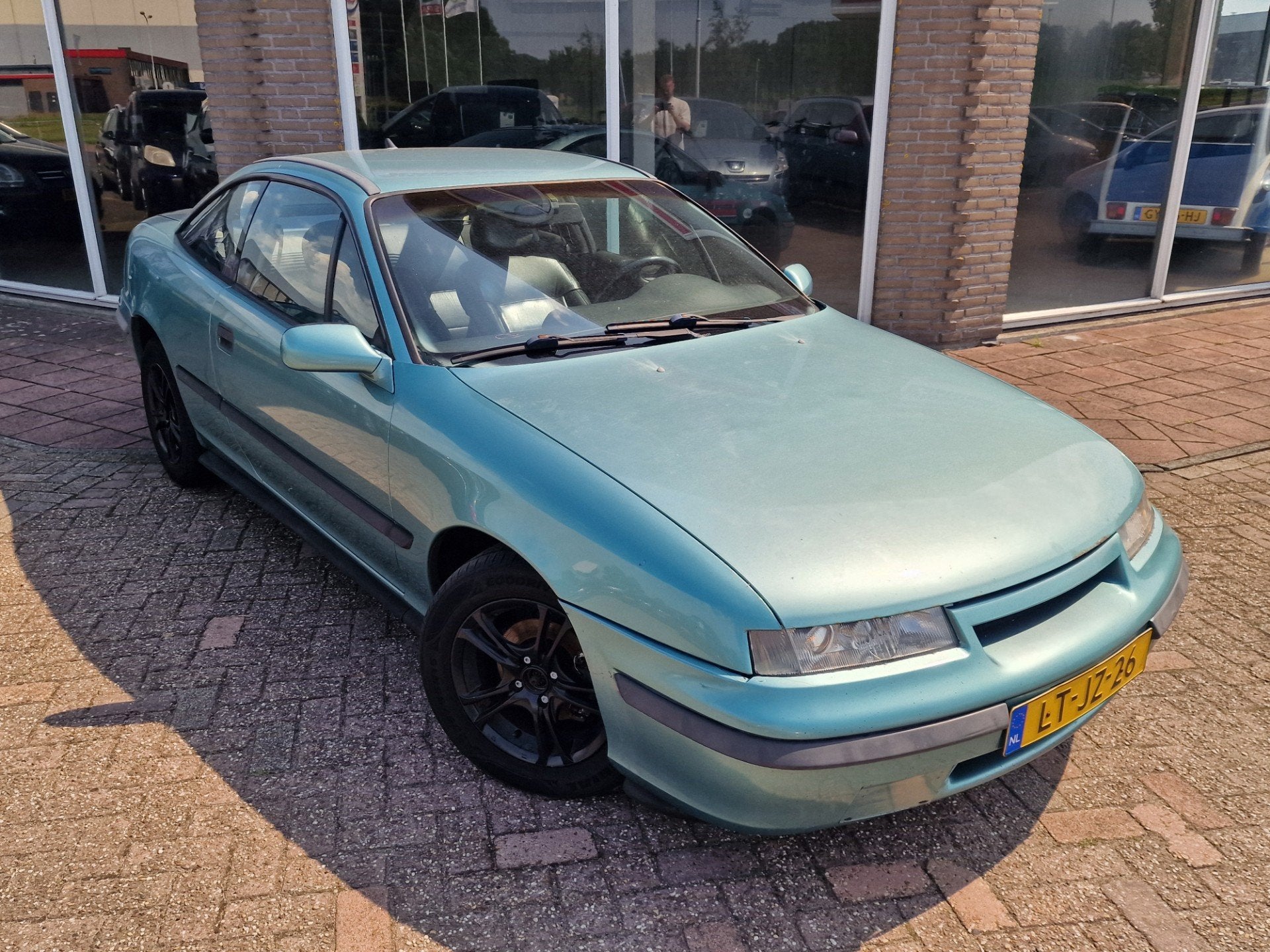 Opel Calibra 2.0i Basis - Airco - Leder, Voorwielaandrijving, 116 pk, Bedrijf, Handgeschakeld