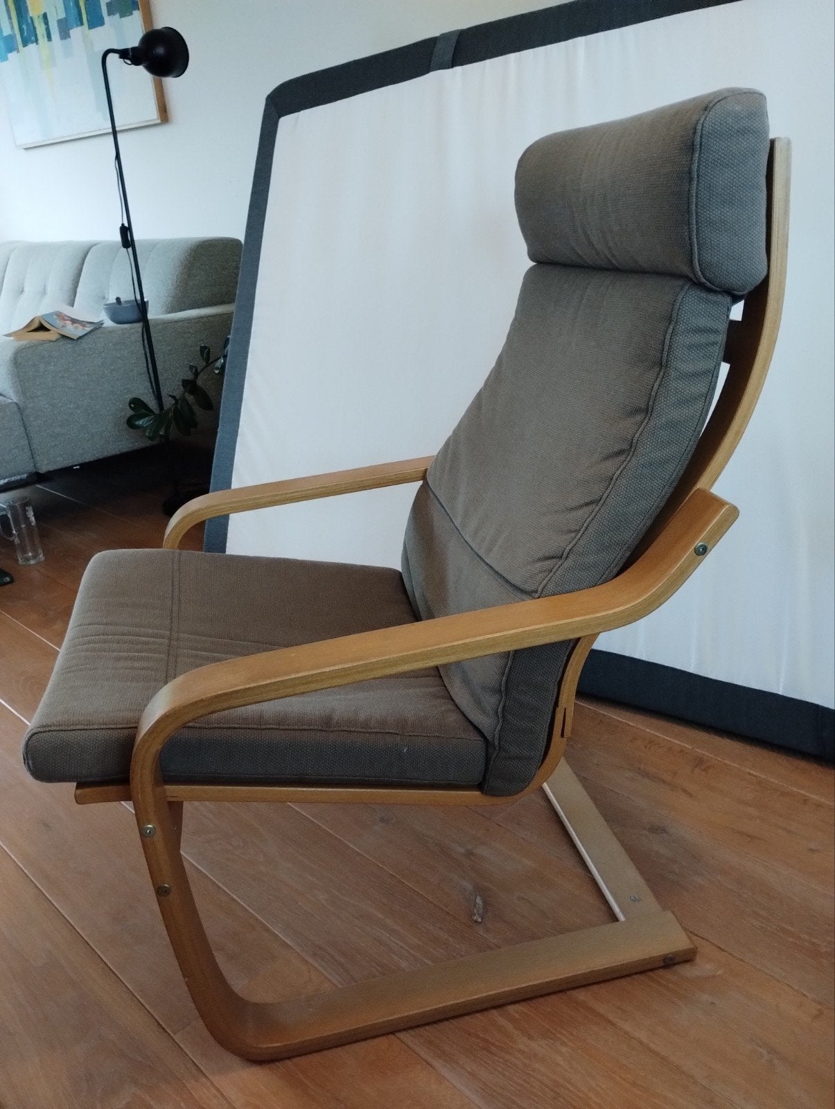 Comfortabele fauteuil met houten frame en stoffen bekleding, Huis en Inrichting, Hout, Gebruikt, Ophalen of Verzenden, Eén