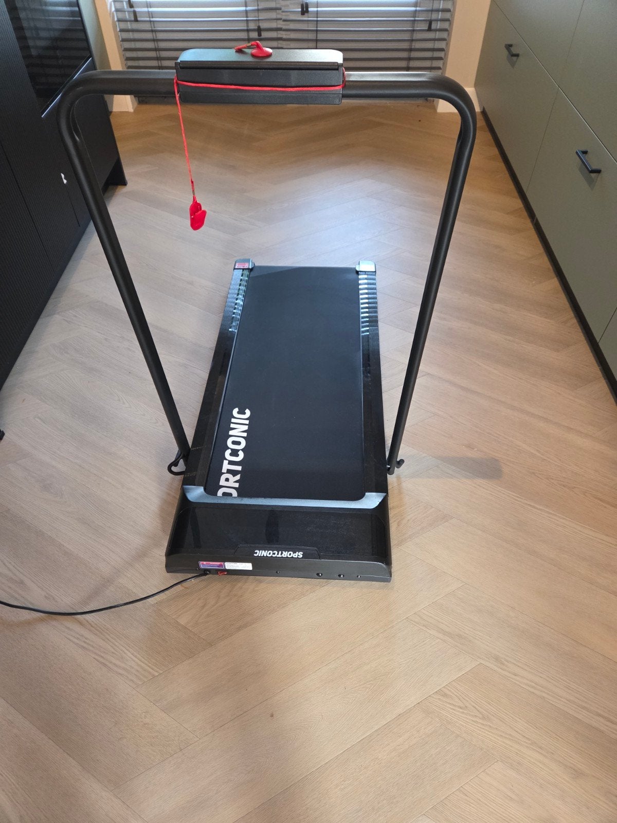 Sportconic Loopband - Compact en Krachtig voor Thuis, Ophalen, Aluminium, Zo goed als nieuw, Loopband