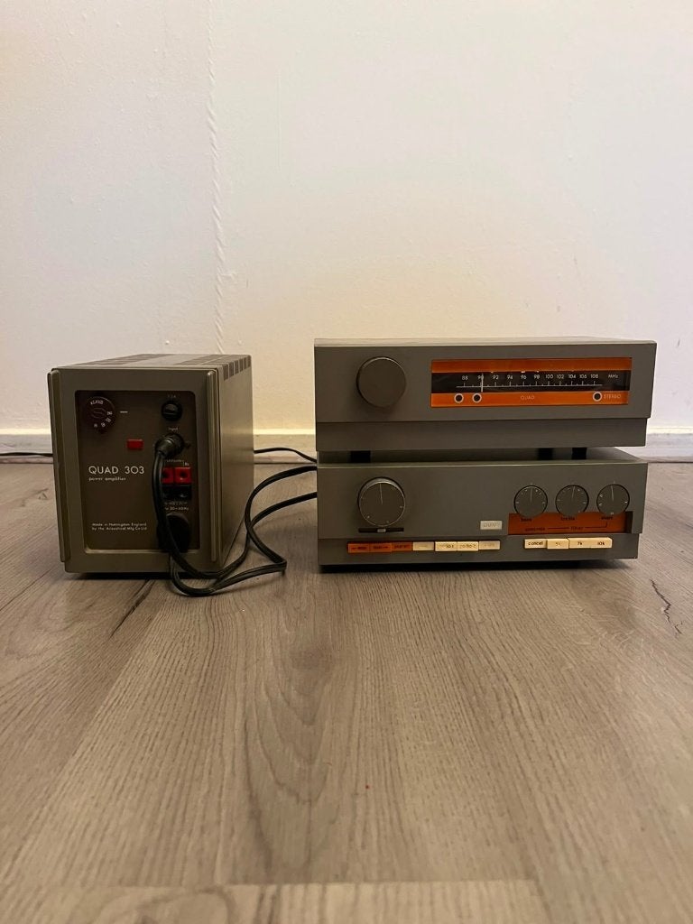 Quad 33 voorversterker, FM 3 tuner en 303 eindversterker, Audio, Tv en Foto, Ophalen, Gebruikt, Minder dan 60 watt, Overige merken