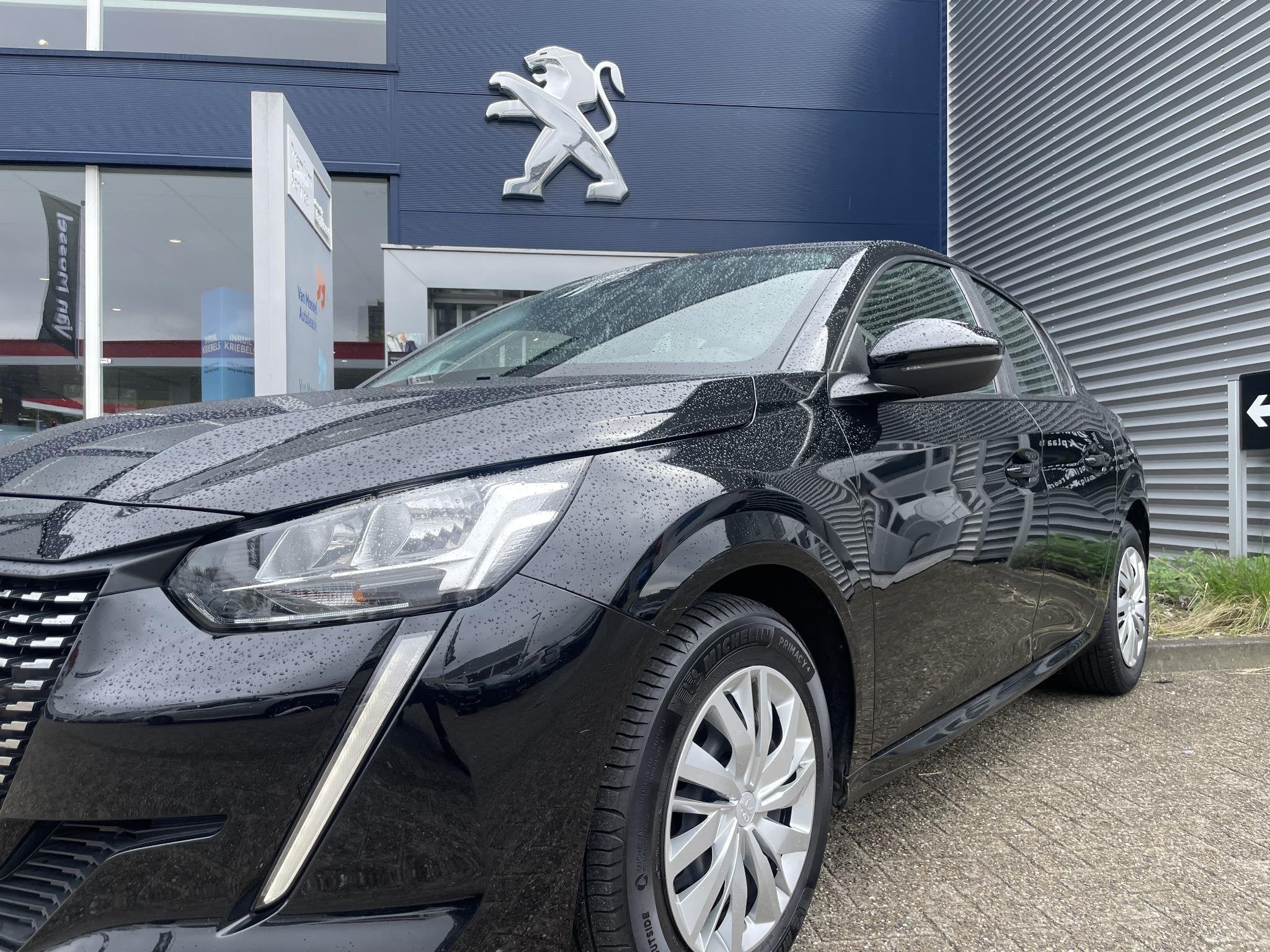 Peugeot 208 1.2 PureTech Active Peugeot 208 | NAVIGATIE FULL, Auto's, 12 maanden, Stof, Euro 6, 1199 cc