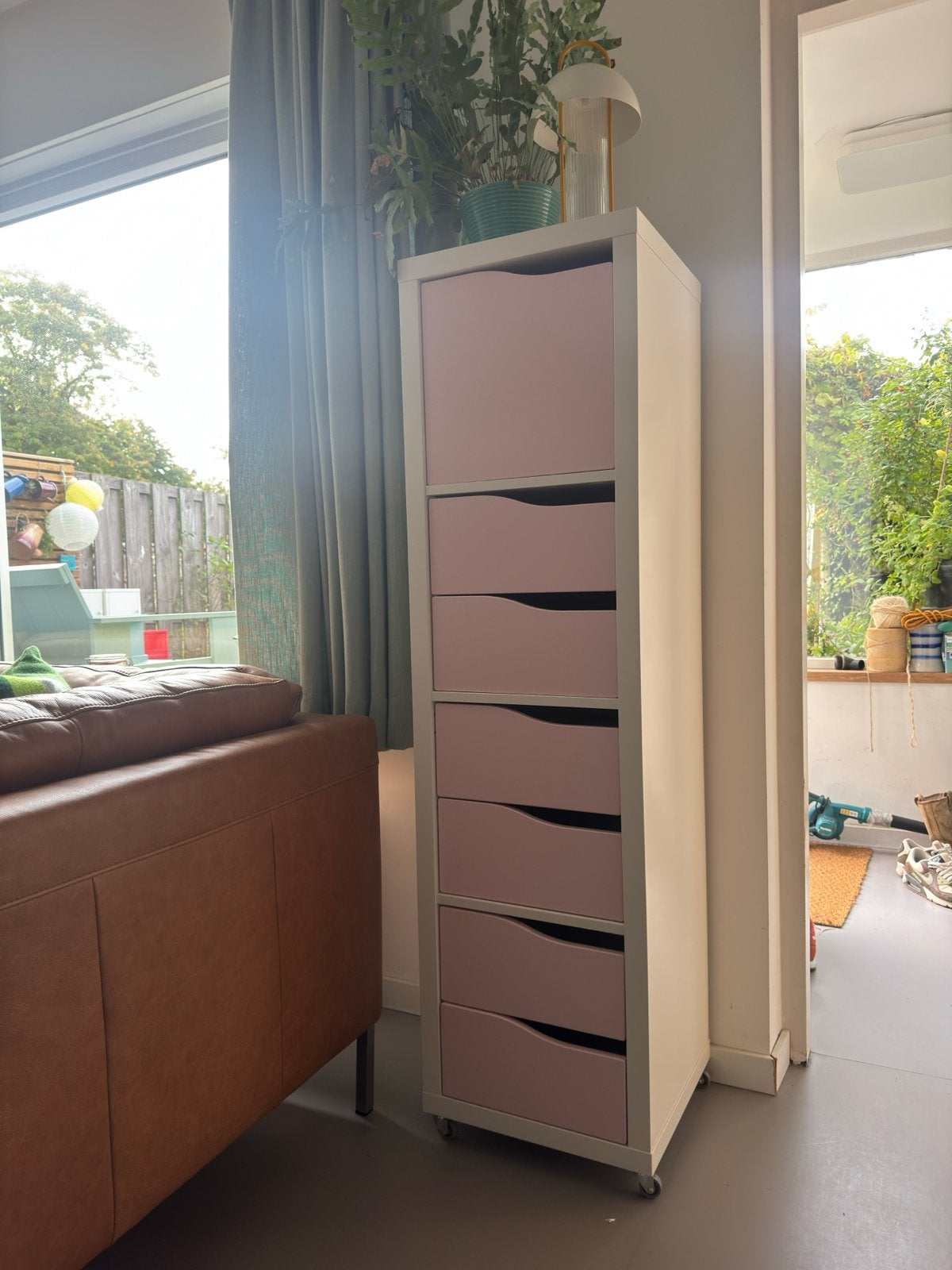 IKEA Kallax kast wit/roze, 147 cm hoog, Ophalen, Gebruikt