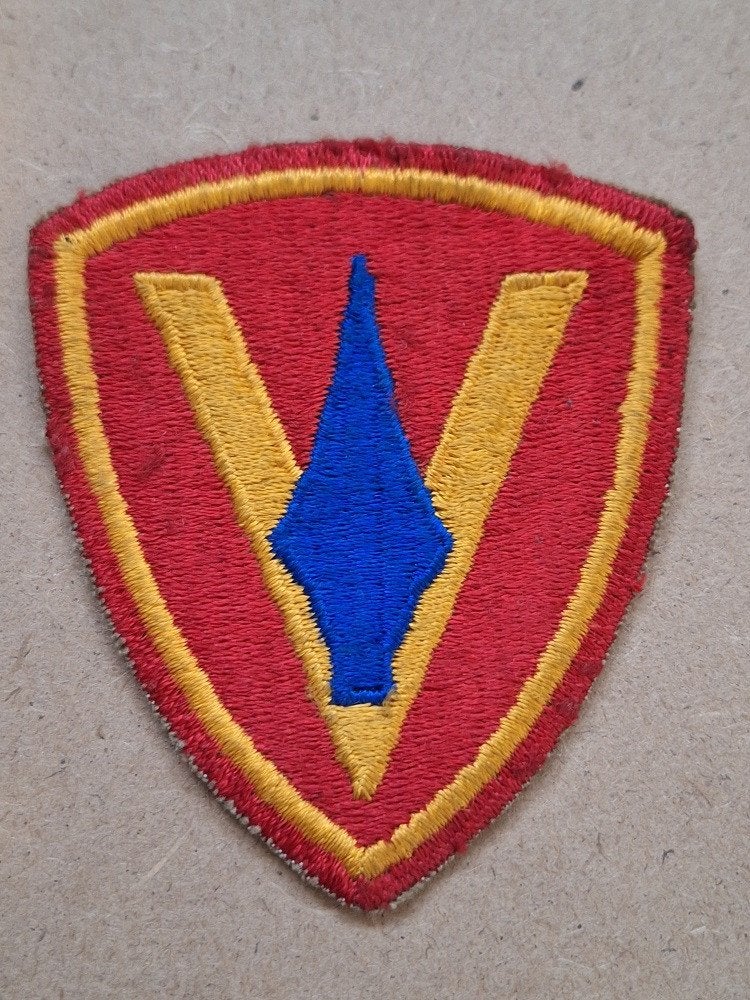 WWII US 5th Marine Division patch, Verzenden, Marine, Amerika, Embleem of Badge