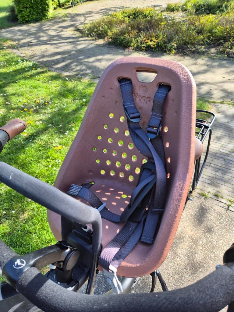 Yepp Mini Fietszitje - Bruin (Voorzitje), Fietsen en Brommers, Fietsaccessoires | Fietsstoeltjes, Gebruikt, Yepp, Voorzitje, Ophalen of Verzenden