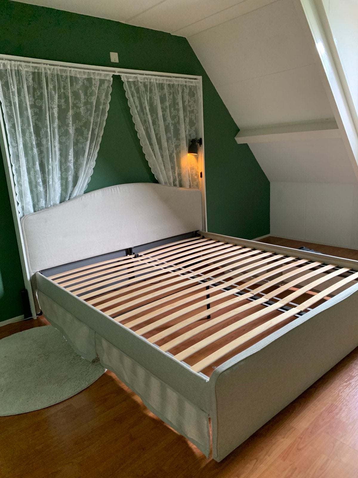MORGEN OP TE HALEN: RAMNEFJÄLL Bed (180x200), Huis en Inrichting, Slaapkamer | Bedden, Ophalen, Tweepersoons, Zo goed als nieuw