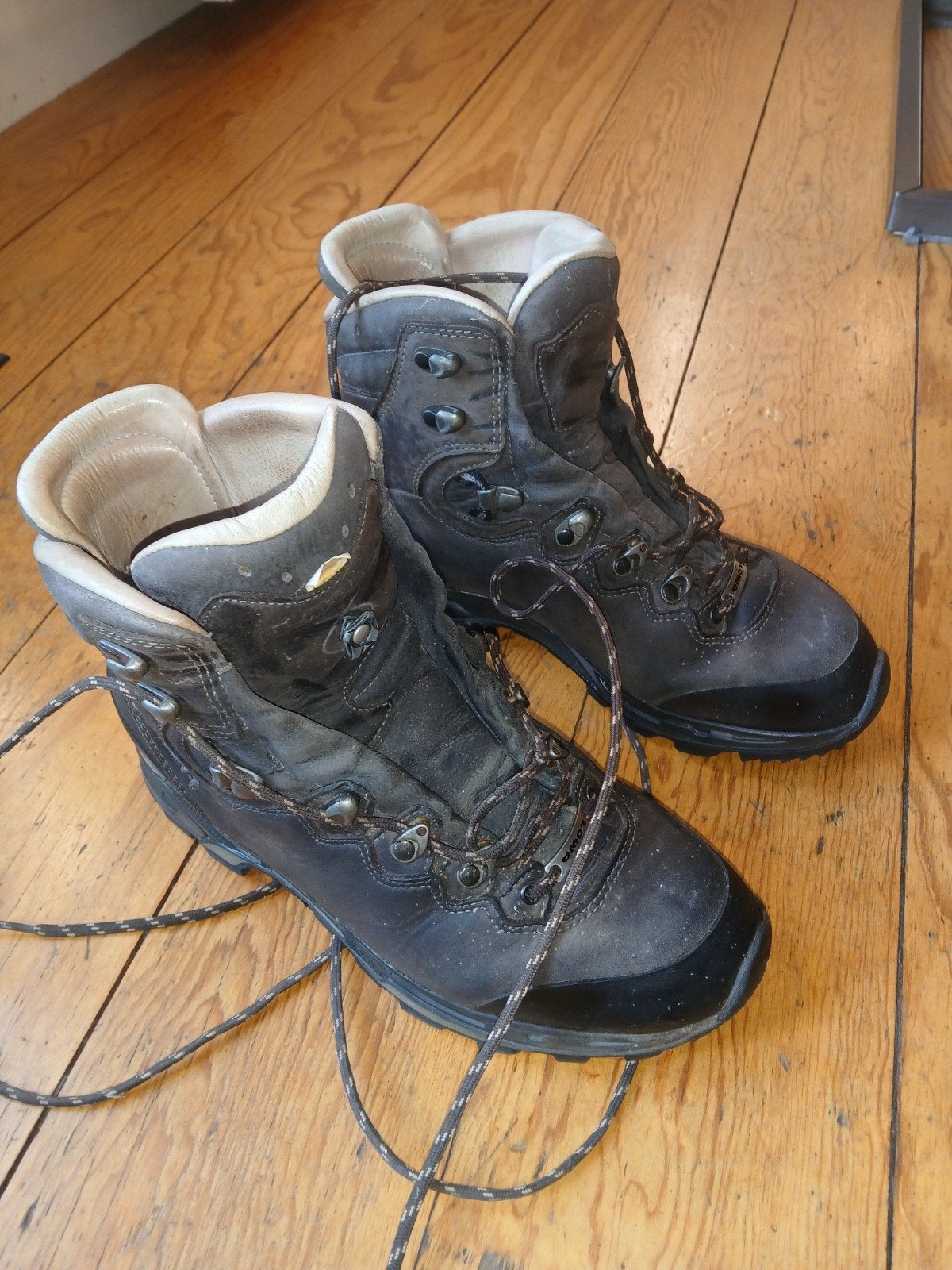 Lowa wandelschoenen maat 40 - 1x gedragen, Ophalen of Verzenden, Zo goed als nieuw, Schoenen