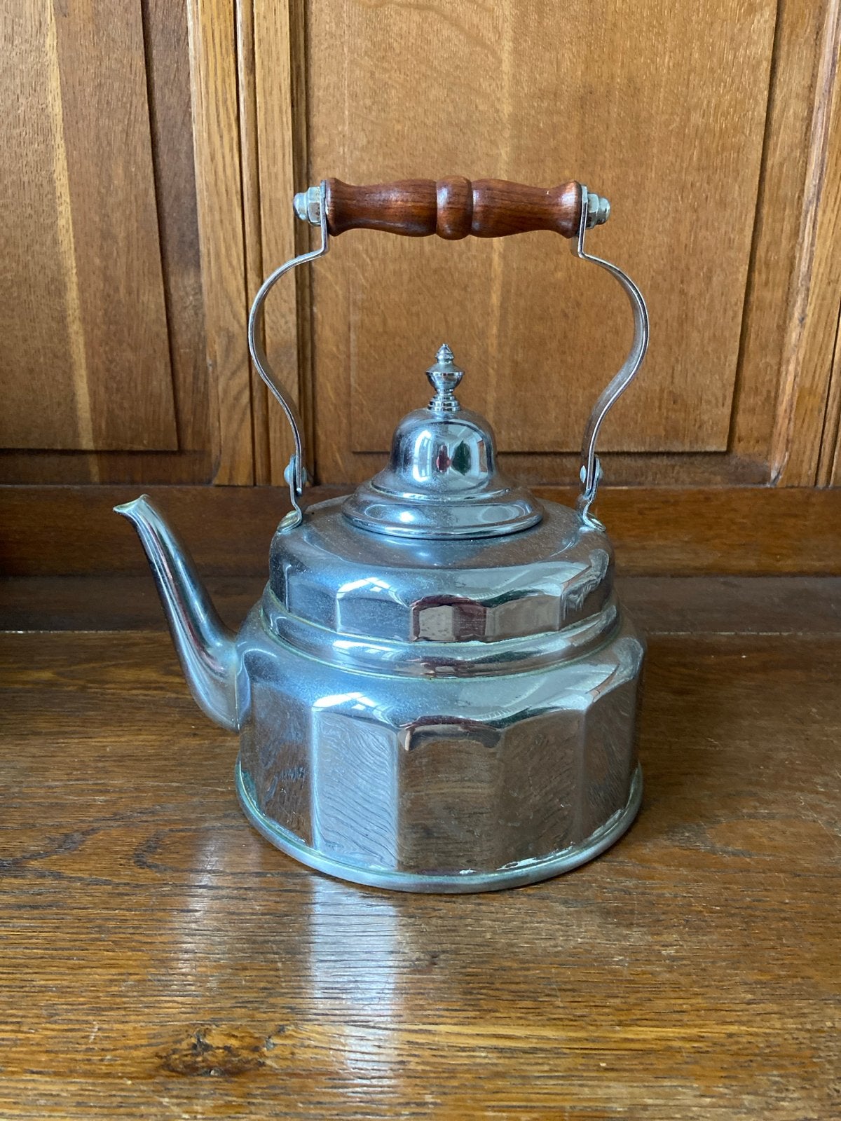 Vintage theepot/waterkoker met houten handvat, Ophalen of Verzenden