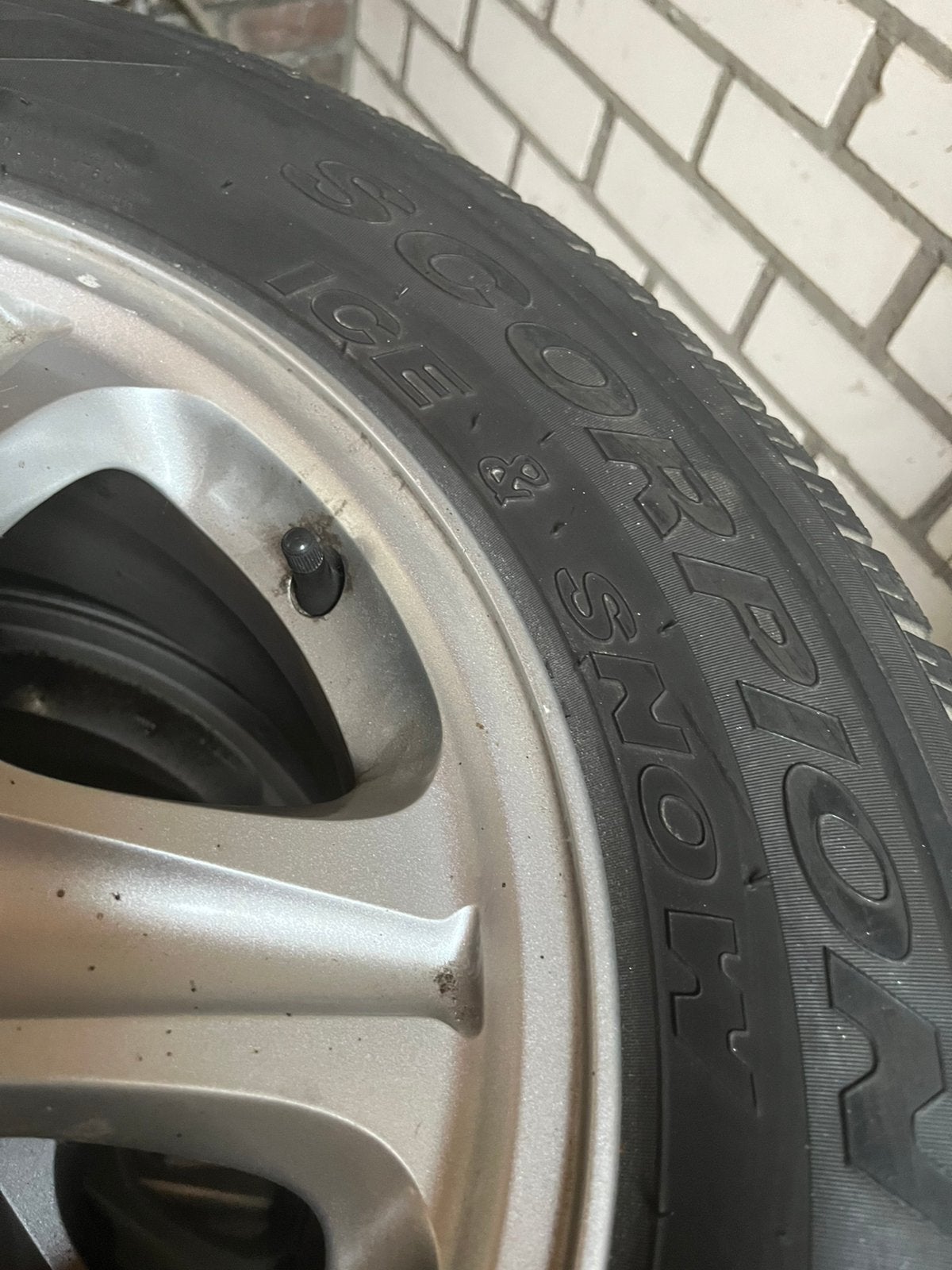 Winter banden met velg Mitsubishi outlander, Ophalen, 16 inch, Banden en Velgen, Winterbanden
