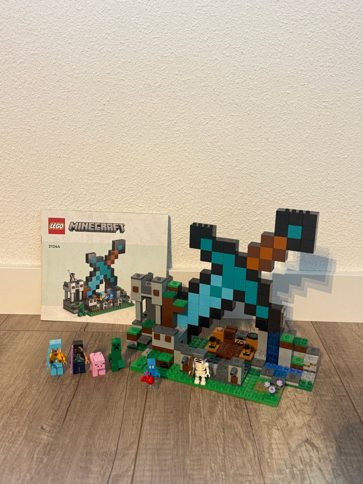 LEGO Minecraft 21244 Het Diepdonker Gevecht, Ophalen of Verzenden, Zo goed als nieuw, Overige merken