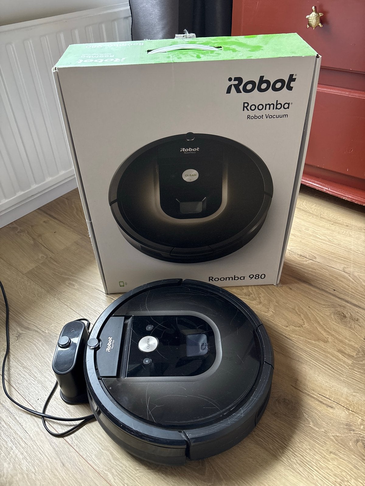 iRobot Roomba 980 Robotstofzuiger met Oplaadstation, Gebruikt, IRobot, Ophalen of Verzenden, Robotstofzuiger